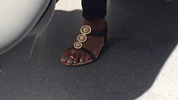 Hidden cam sexy ebony feet on train - more at GirlsDateZone.com