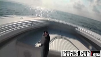 boat - MOFOS