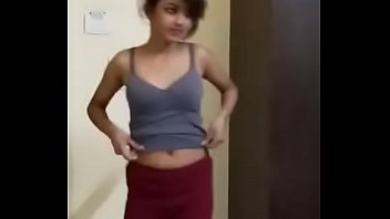 desi cute sexy girl dancing