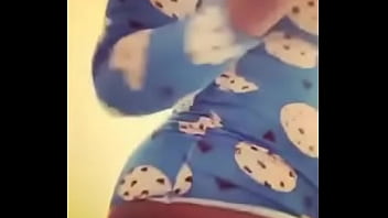 Big Booty Clapping in Chocolate Chips
