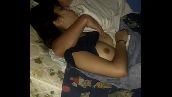 Cuñada en tetas d. con mi hermano