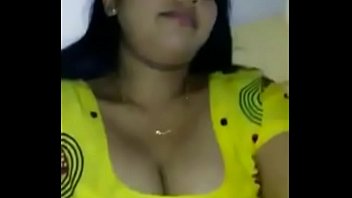 Horny indian desi Housewife Sucks Cock while Showing Cleavage - SoumyaRoy.Com