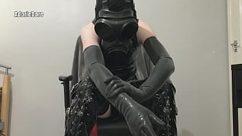 Gas mask and shiny ruined orgasm fun