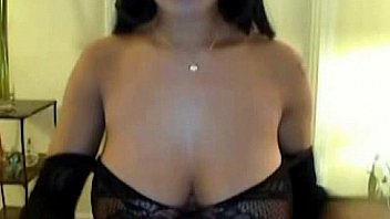 Ultra sexy latina babe showing her big boobs on webcam