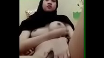 Ketagihan coli jilbab Indonesia 