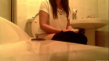 Toilet cam caught taking a pee